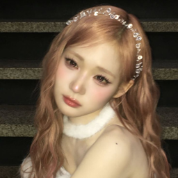 Yoon SeoYeon gallery image