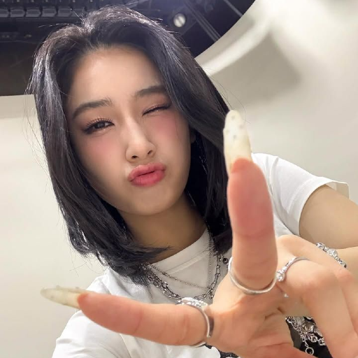 Momoka gallery image