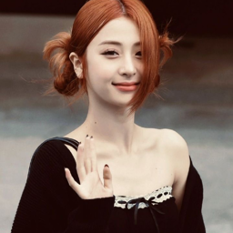 Huh Yunjin gallery image