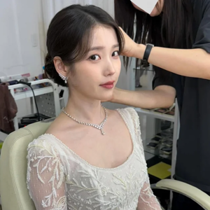 IU