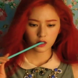 Krystal gallery image