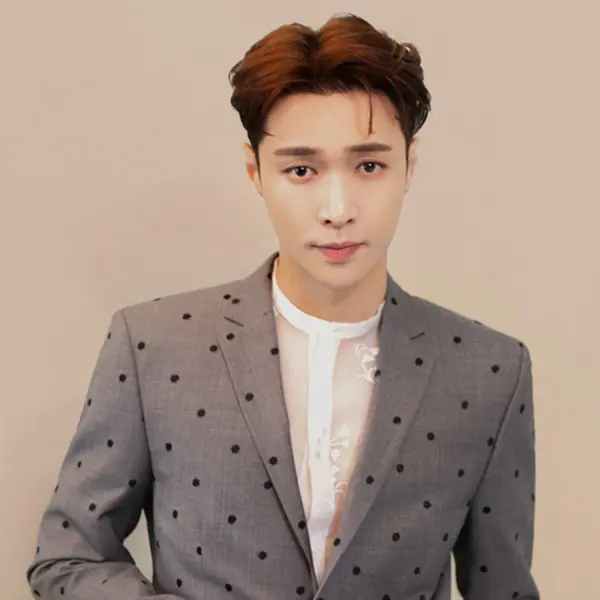 Lay Zhang gallery image