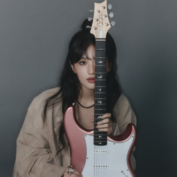 Heeyeon gallery image