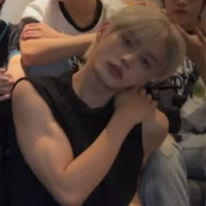 Kim Jiwoong gallery image