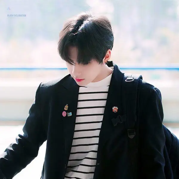 Seyoon gallery image