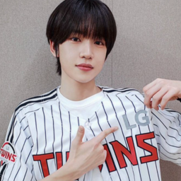 Kim Minjae gallery image