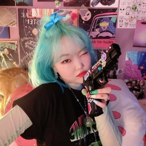 Lee Su-hyun gallery image