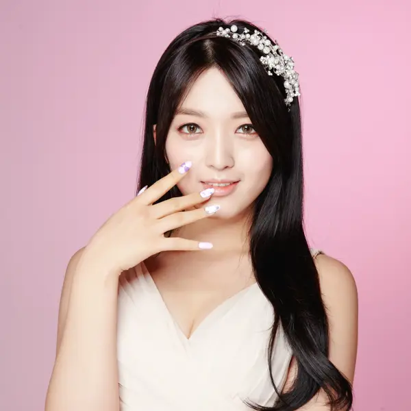 Chanmi gallery image