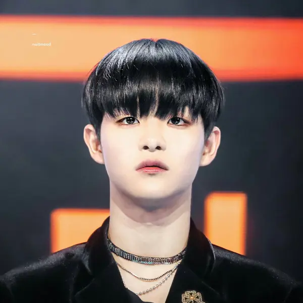 Park Jihoon gallery image