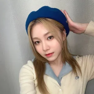 Dahyun gallery image