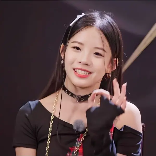 Kaylee gallery image