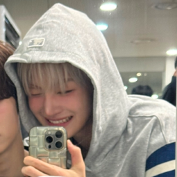 Jihoon gallery image