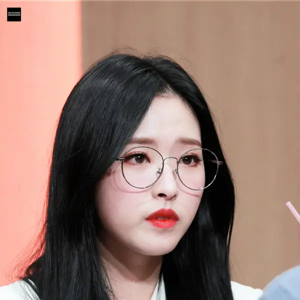 Olivia Hye gallery image