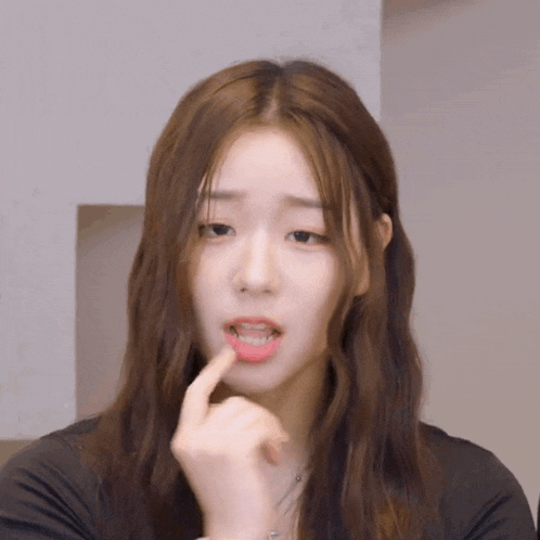 Kim ChaeYeon gif