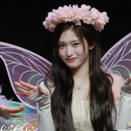 Leeseo gallery image