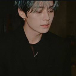 Lee Know gallery image