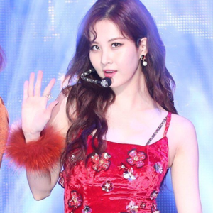 Seohyun gallery image