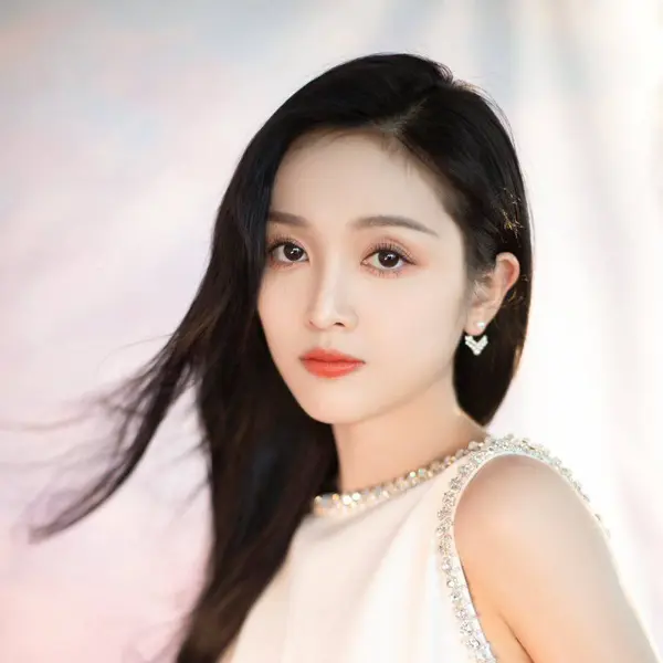 Xuanyi gallery image