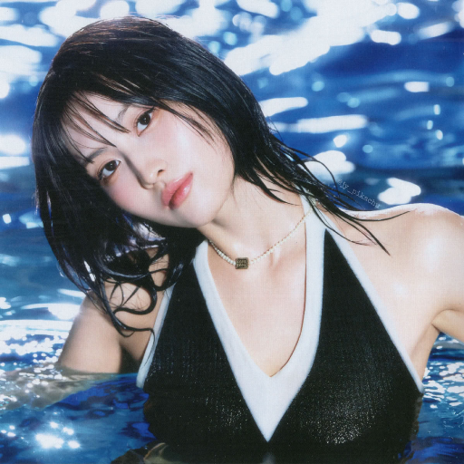 Momo gallery image