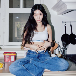 Chungha gallery image