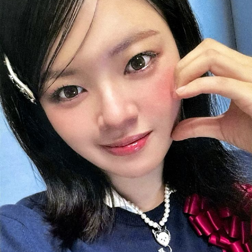 Jeongyeon gallery image