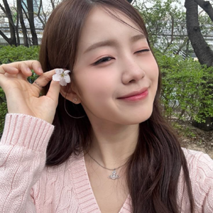 Wooyeon gallery image