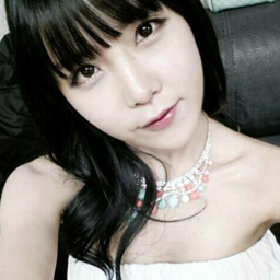 Hyunyoung gallery image