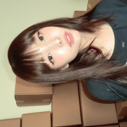 Nayeon gallery image