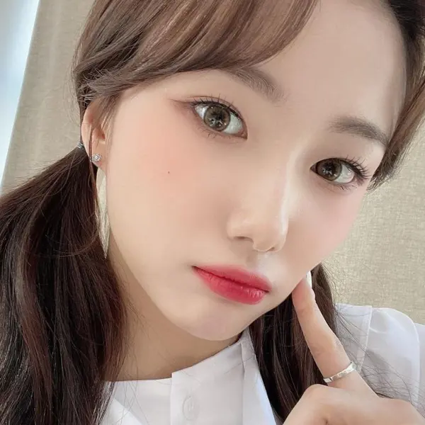 Youngeun gallery image