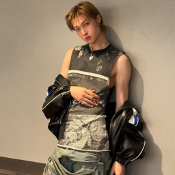 Martin gallery image