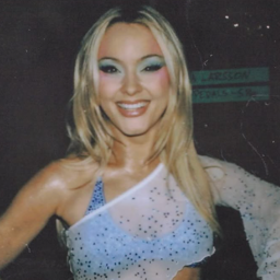 Zara Larsson gallery image