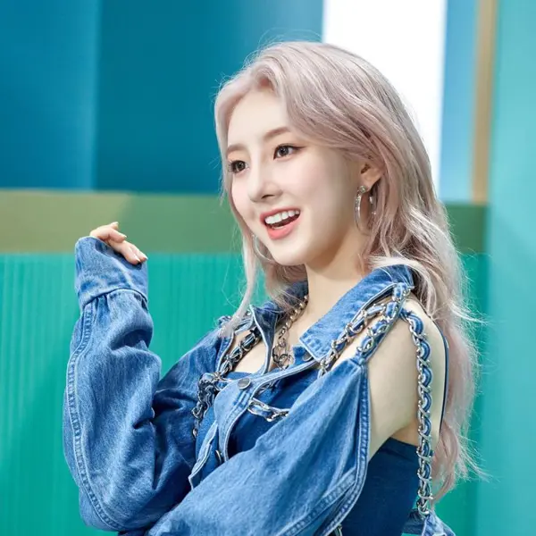 Juhyeon gallery image