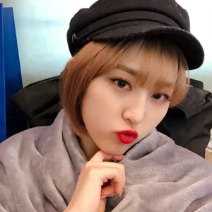 Jungwoo gallery image