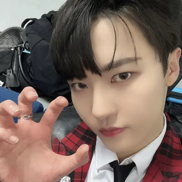 Junghoon gallery image