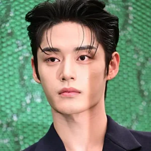 Kim Jiwoong photo