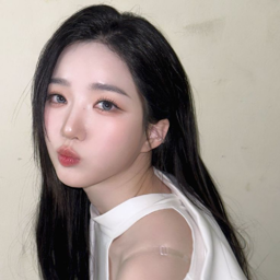 Kim YooYeon gallery image