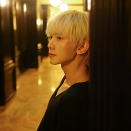 Yeosang gallery image