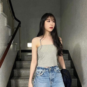 Chaeyeon gallery image