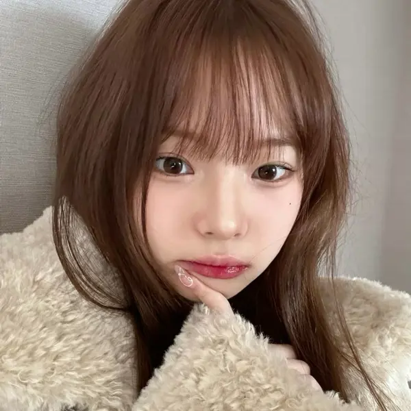 Jeong HaYeon gallery image