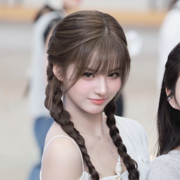 Sullyoon gallery image