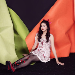 Vanesya gallery image