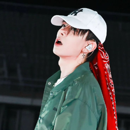 Heeseung gallery image