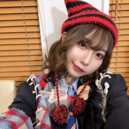 Yukina gallery image