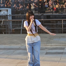 Yella.E gallery image