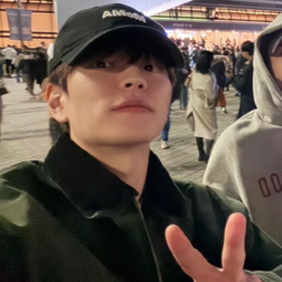 Seungmin gallery image