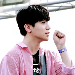 Sungjin gallery image