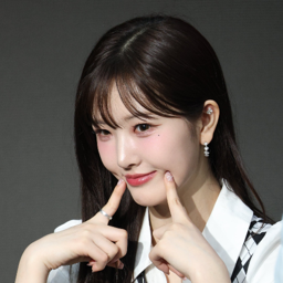 Hyobin gallery image