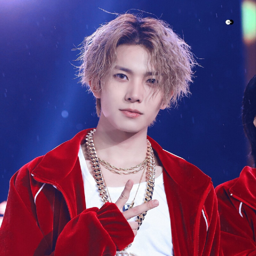 Heeseung gallery image