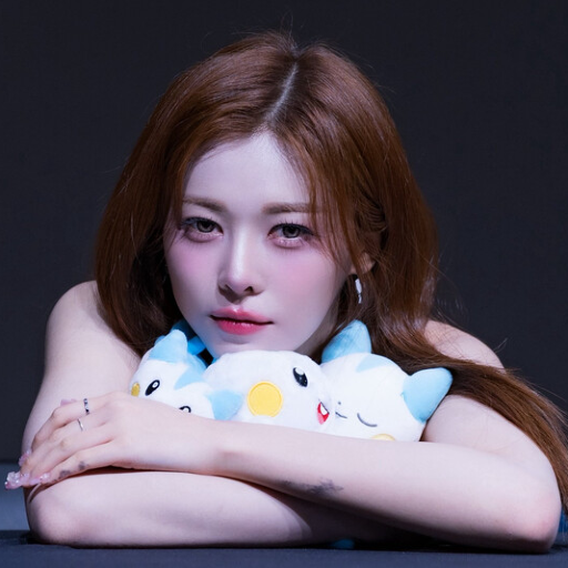Seo DaHyun gallery image