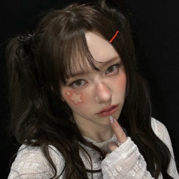 Chanelle Moon gallery image